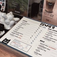 Rowie's Coffee Pinklao Meow