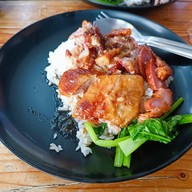 เมนูของร้าน เป็ดย่างนายน้ำโอชารสดอนเมือง ข้าวหน้าเป็ด ข้าวหมูกรอบ ข้าวหมูแดง บะหมี่-เกี๋ยวกุ้ง ( ถนนนาวงประชาพัฒ สาขาถนนนาวงประชาพัฒนา ซอยนาวง15