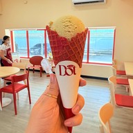 Dot Gelato Pak nam