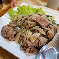 เมนูของร้าน บ้านเพ็ญ สุกี้&กุ้งอบวุ้นเส้น สายไหม