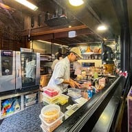 บรรยากาศ Khao San Sek