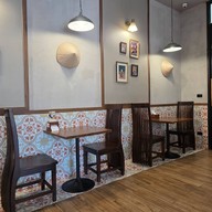 วิลลี่แหนมเนือง ทาวน์อินทาวน์