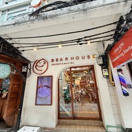 BEARHOUSE (แบร์เฮาส์) สีลม
