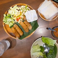 วิลลี่แหนมเนือง ทาวน์อินทาวน์