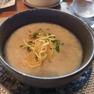 La Aranya คาซ่า เดอลา ฟลอร่า , เขาหลัก