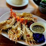 เมนูของร้าน ร้านข้าวใหม่ปลามันAmphawa -