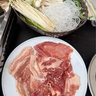 เมนูของร้าน ลาบกรุงสโมสร