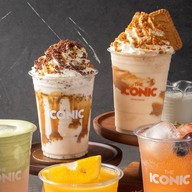 The ICONIC 2 กาแฟ ครอฟเฟิล เบเกอรี่ และ อาหาร