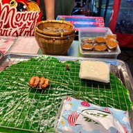 หมูทอด ตลาดนัดอินดี้จตุจักร