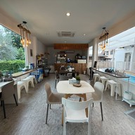 บรรยากาศ Captain Quint Paradise : ราชพฤกษ์