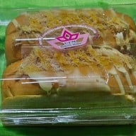 ยูเอฟเอ็มเบเกอรี่เฮ้าส์ ธนิยะ