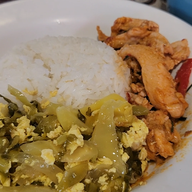 ไก่ทอดใบมะกรูด