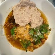 ก๋วยเตี๋ยวหมูโบราณ บ้านนคร สาขาสันติสุข