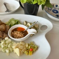 ผักเขียว อาหารเวียดนาม สาขาอิมเมจมอลล์