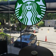 Starbucks บี แคร์ เมดิคัล เซ็นเตอร์