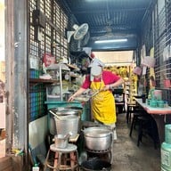 บะหมี่เกี๊ยวกวางเจา