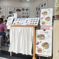 ขนมจีนไหหลำโกหลุ่น (KOLUN.H) เสาชิงช้า (Giant Swing)