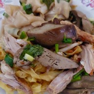ไก่แก้วก๋วยเตี๋ยวเป็ด สาขา 3 ตลาดนครอินทร์-บางไผ่