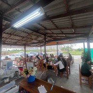 ร้านสีส้มก๋วยเตี๋ยว อาหารตามสั่ง