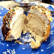 Charussicecream บรรทัดทอง