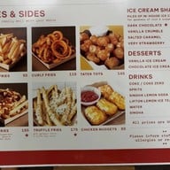 Smizzle Burger เซ็นทรัลเอ็มบาสซี่