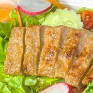 IMMDEE อิ่มดีหมูย่างเตา คอหมูย่างข้าวคั่ว เมี่ยงสลัด บะหมี่หมูย่าง วงเวียนใหญ่