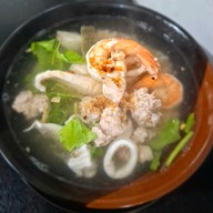 ลักษณ์อร่อย