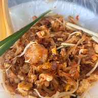 เมนูของร้าน บ้านใหญ่ ผัดไทยเตาถ่าน ดินแดง