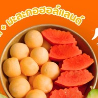 ผลละมง ผลไม้สด ปอกพร้อมทาน/ฝรั่งแช่บ๊วย/กรีกโยเกริตอร่อยมาก บางคูวัด