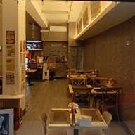 กะเพราคุณเพ็ช(กะเพราพริกแห้งโคตรเผ็ช)ลดโซเดียมลง -