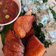 ร้านข้าวใหม่ปลามันAmphawa -