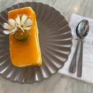 Chim cafe ตรงข้ามโลตัสแกลง