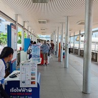 ท่าเรือราชวงศ์