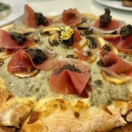 Dewang พิซซ่า อิตาเลียน ขนม ครัวซองต์-50% ไดฟูกุ โมจิ มาการอง คุกกี้ บราวนี่ เปี๊ยะลาวา ช็อกโกเเลต เดอวัง สาขา หลักสอ สวนสาธารณะ สาย2 (ร้านอาหารอิตาเลียน ชั้น2)