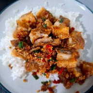 ลักษณ์อร่อย