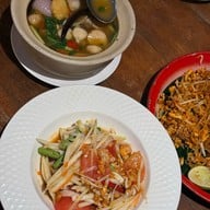 ตำกระเทย สาเกตขอนแก่น (หน้าสนามบิน)