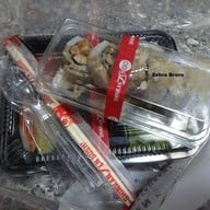 Shinkanzen Sushi วิลเลจ ฮับ ประชาอุทิศ