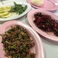ศรีมาหาลาบ,แจ่วฮ้อนสูตรเข้มข้น,ลาบ,ก้อย หมู่บ้านมณีรินวิลเลจ