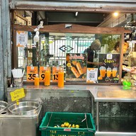 LUKSOM ORANGE JUICE 100 % Jatujak