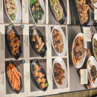 เมนู Din's สามย่านมิตรทาวน์