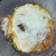 กะเพราผัดแห้ง โคตรโหด สูตรโบราณ วัชรพล