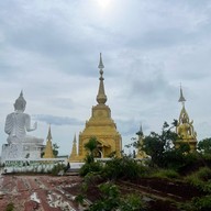 ผาใจขาด