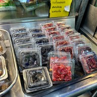 LUKSOM ORANGE JUICE 100 % Jatujak