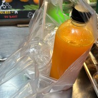 LUKSOM ORANGE JUICE 100 % Jatujak