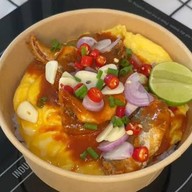 ผัดไท  ไข่ข้น เทอริยากิ ตามสั่ง ของทอด สนญ