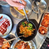 Annyeong BBQ - เดอะอันยอง บาร์บีคิว Paradise Park