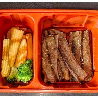 Meat Story ข้าวหน้าเนื้อ ข้าวหน้าแฮมเบิร์ก ข้าวหน้าด้ง ประชาอุทิศ 33