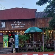 Humm Coffee Rayongเย็นเหล้า เช้ากาแฟ