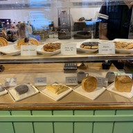 เมนู n’ Cafe’ & Farm