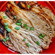 Meat Story ข้าวหน้าเนื้อ ข้าวหน้าแฮมเบิร์ก ข้าวหน้าด้ง ประชาอุทิศ 33